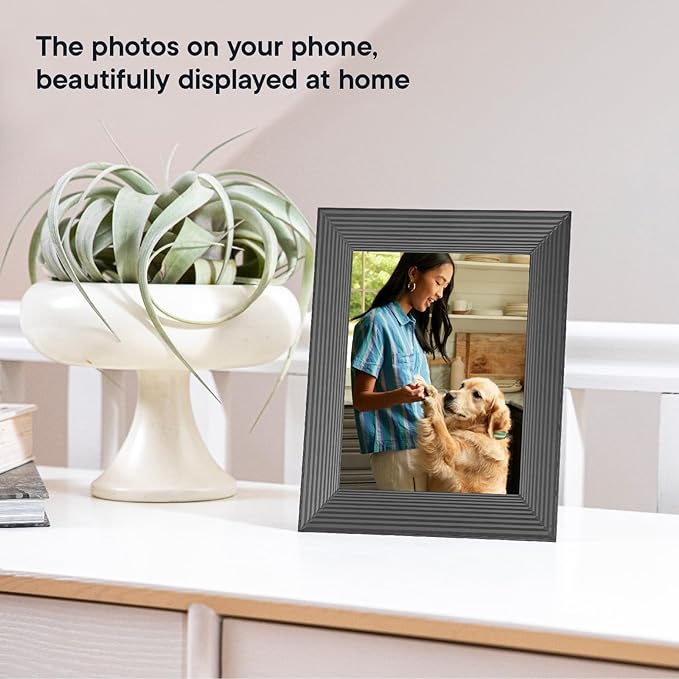 Digital Picture Frame by Aura